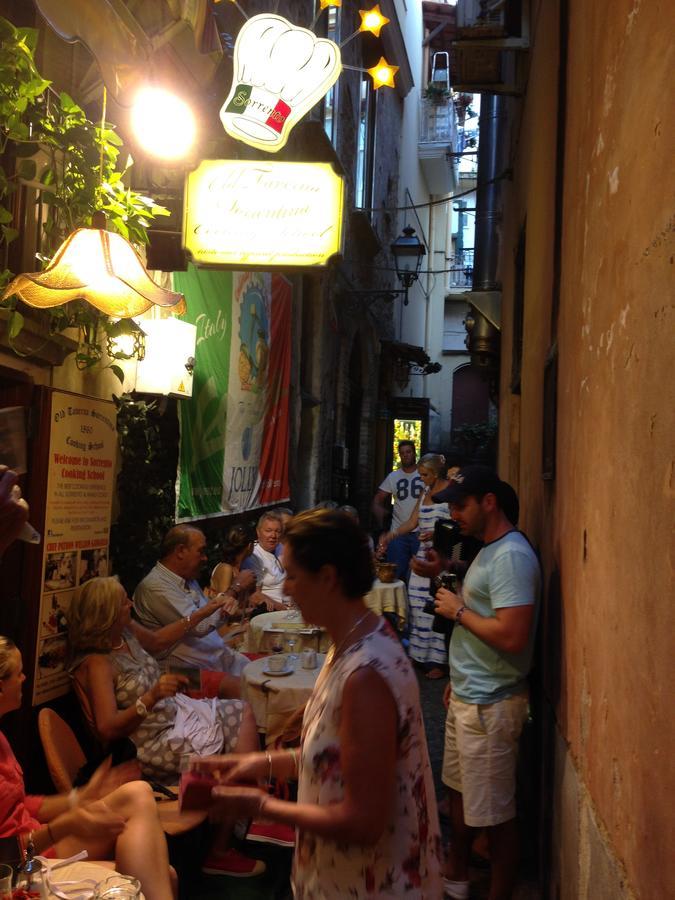 Old Taverna Sorrentina Екстер'єр фото